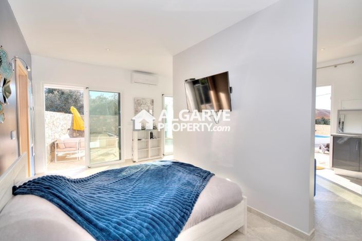 Image No.32-4 Bed Villa for sale