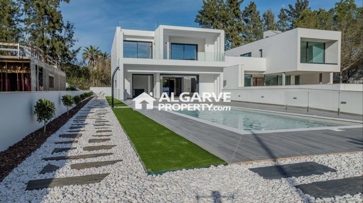 Image No.48-3 Bed Villa for sale