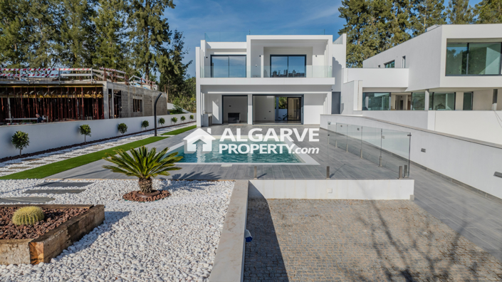 Image No.5-3 Bed Villa for sale