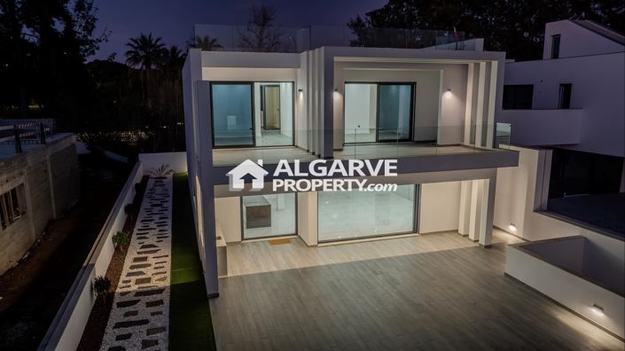 Image No.51-3 Bed Villa for sale