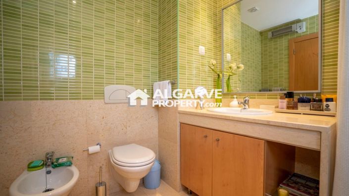 Image No.12-Villa de 4 chambres à vendre à Albufeira