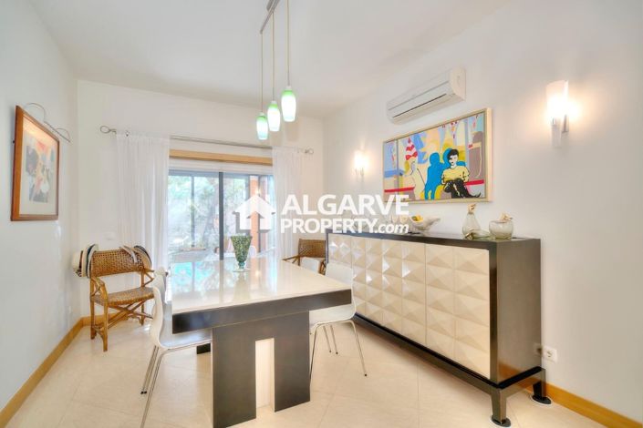 Image No.14-Villa de 4 chambres à vendre à Albufeira