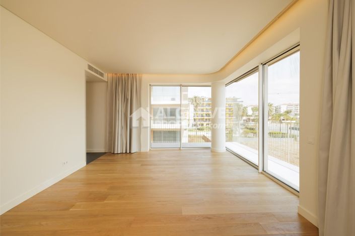 Image No.2-3 Bed Apartment for sale