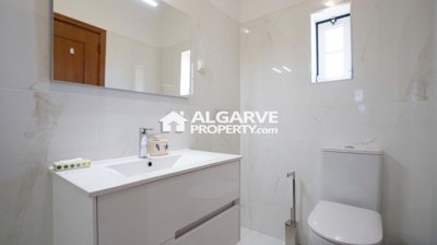 3-9873-78d1f4f8b6655591b02d22fabb36a692d73cca