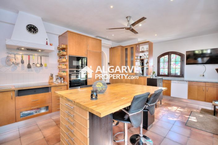 Image No.14-7 Bed Villa for sale