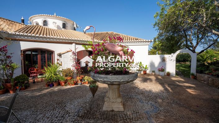 Image No.5-7 Bed Villa for sale