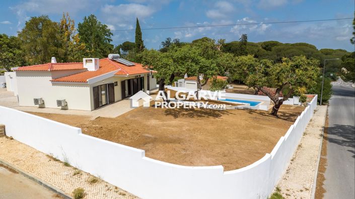 Image No.1-Villa de 4 chambres à vendre à Albufeira
