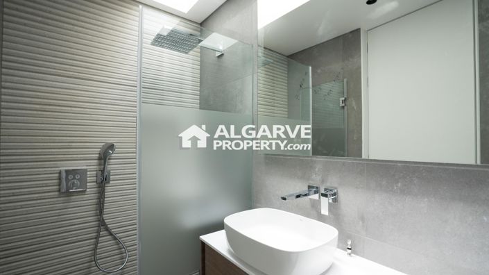 Image No.20-Villa de 4 chambres à vendre à Vilamoura