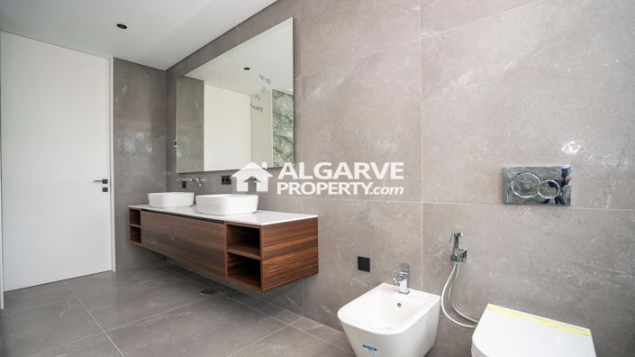 Image No.26-Villa de 4 chambres à vendre à Vilamoura