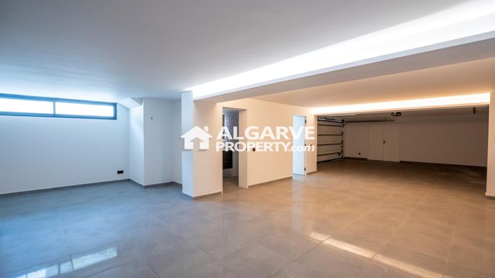 Image No.34-Villa de 4 chambres à vendre à Vilamoura