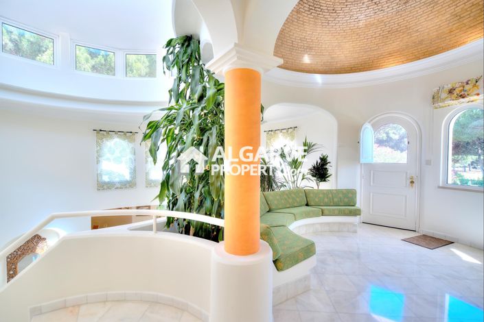 Image No.10-6 Bed Villa for sale