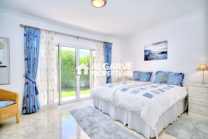 Image No.18-6 Bed Villa for sale