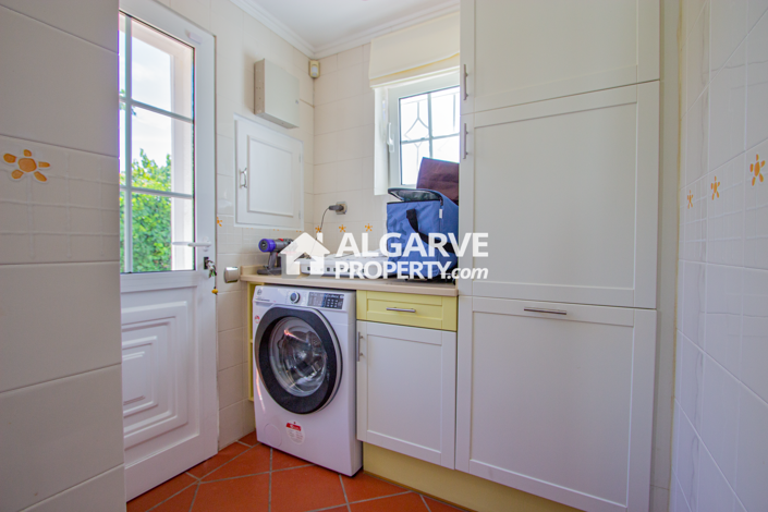 Image No.15-3 Bed Villa for sale