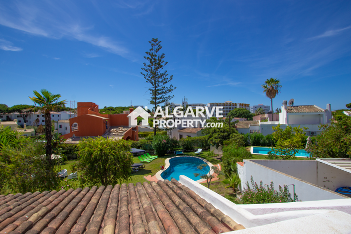 Image No.27-3 Bed Villa for sale