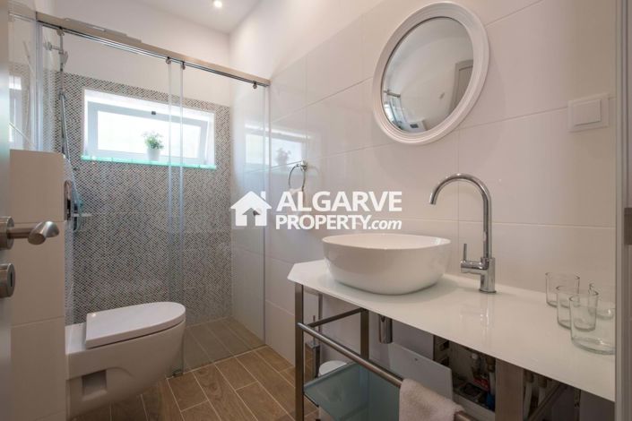 Image No.14-4 Bed Villa for sale