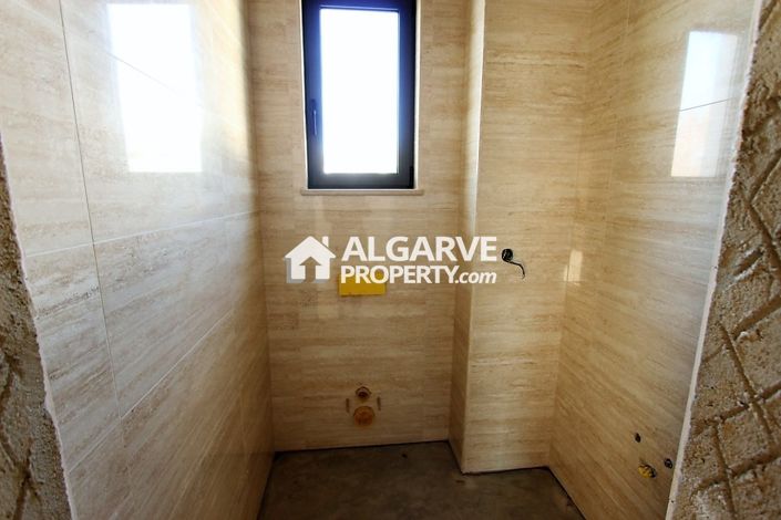 Image No.15-4 Bed Villa for sale