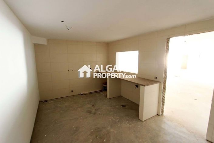 Image No.19-4 Bed Villa for sale