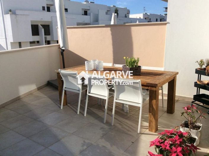 Image No.15-4 Bed Townhouse for sale