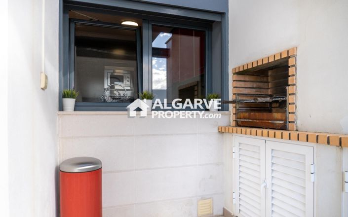 Image No.17-3 Bed Semi-Detached for sale