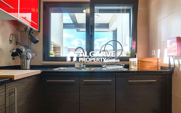 Image No.20-3 Bed Semi-Detached for sale