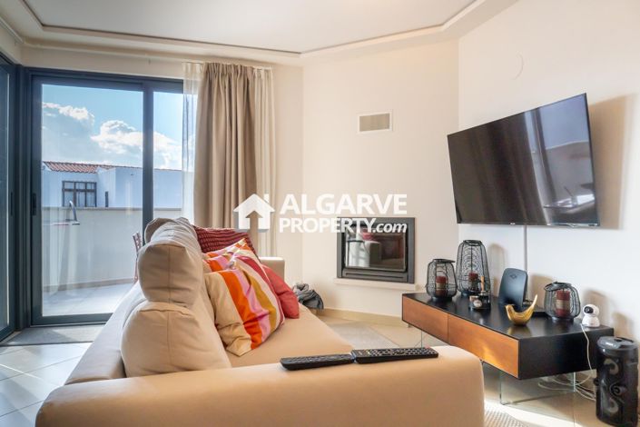 Image No.22-3 Bed Semi-Detached for sale