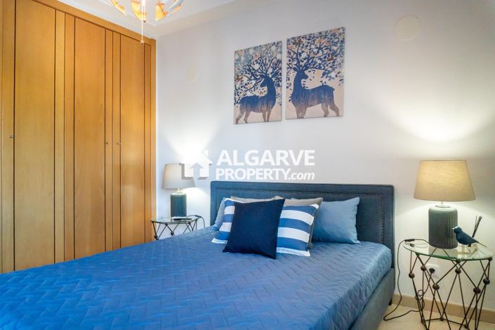 Image No.28-3 Bed Semi-Detached for sale