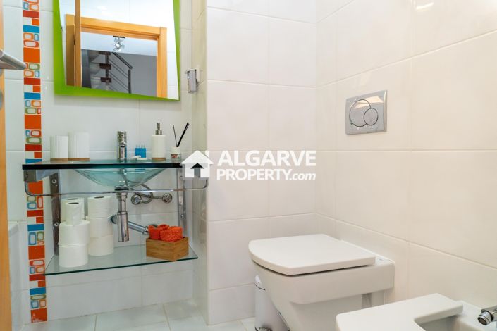 Image No.37-3 Bed Semi-Detached for sale