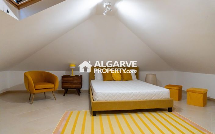 Image No.41-3 Bed Semi-Detached for sale