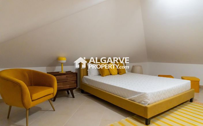 Image No.42-3 Bed Semi-Detached for sale