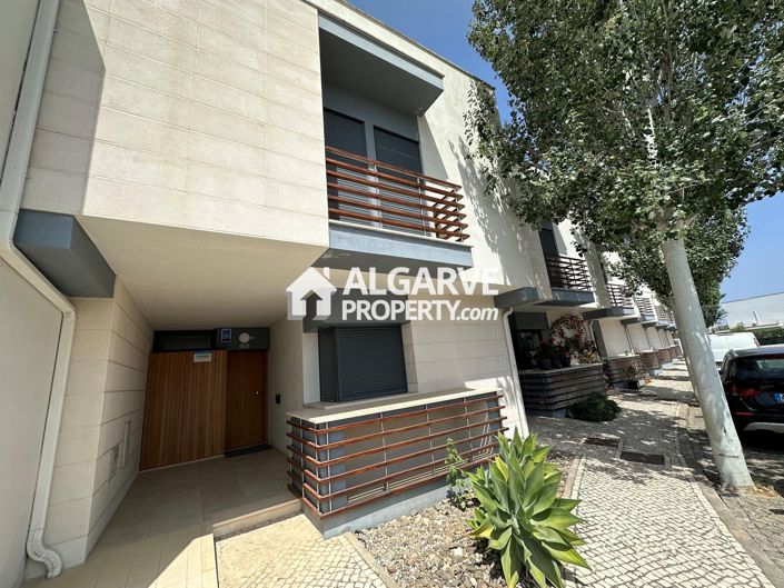 Image No.46-3 Bed Semi-Detached for sale