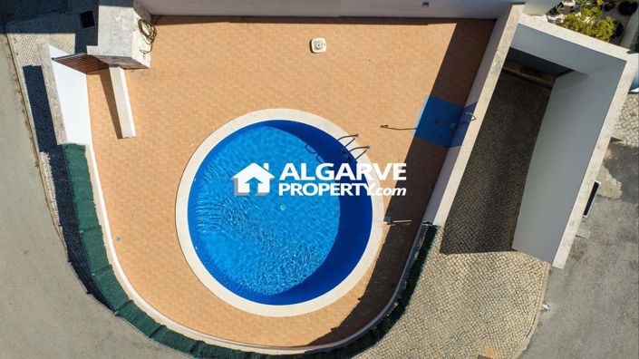 Image No.47-3 Bed Semi-Detached for sale