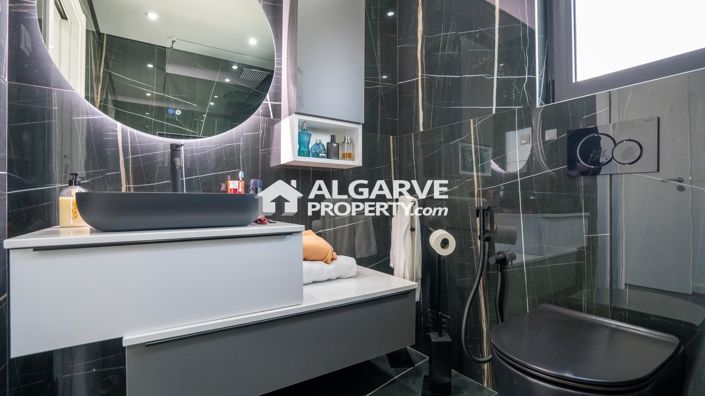 Image No.21-4 Bed Villa for sale