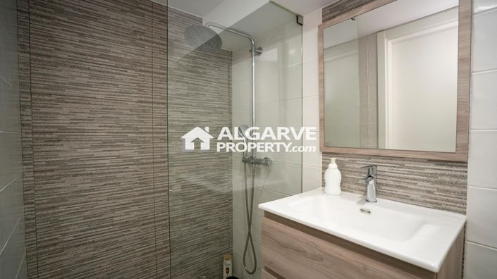 Image No.35-4 Bed Villa for sale