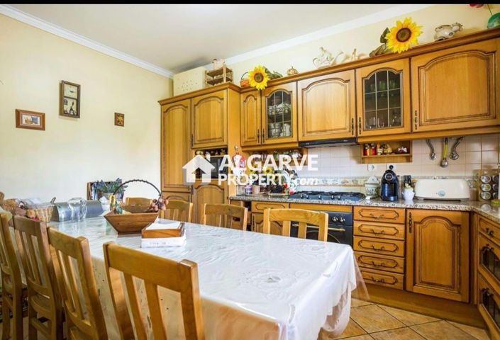 Image No.9-3 Bed Townhouse for sale