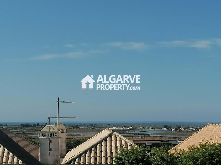 Image No.28-2 Bed Semi-Detached for sale