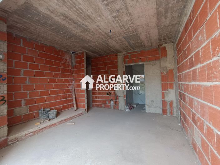 Image No.25-4 Bed Semi-Detached for sale