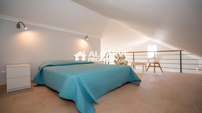 Image No.23-3 Bed Villa for sale