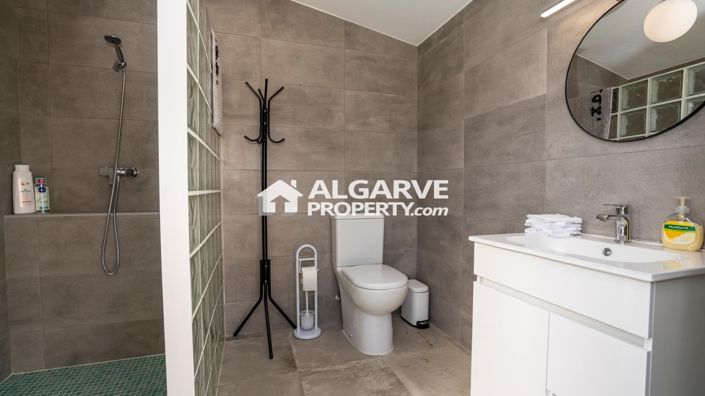 Image No.28-3 Bed Villa for sale