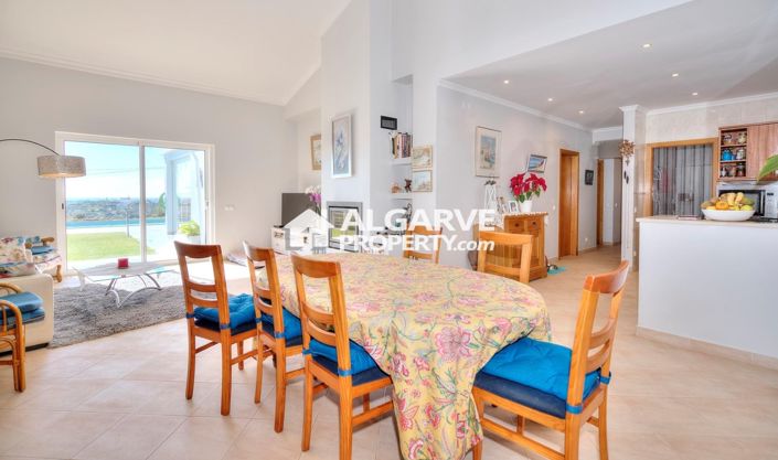 Image No.8-3 Bed Villa for sale