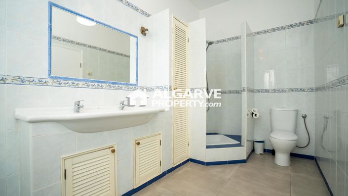 Image No.23-Villa de 4 chambres à vendre à Loule