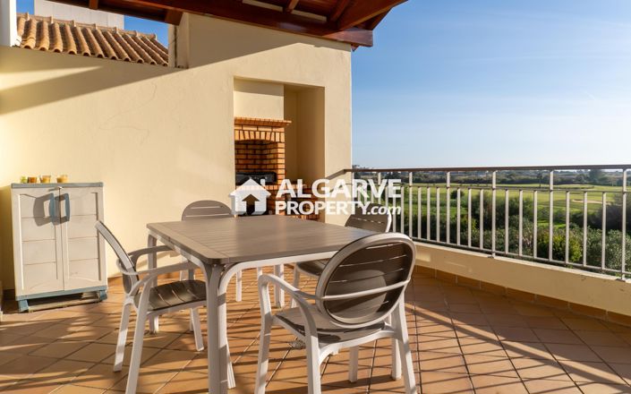 Image No.20-2 Bed Apartment for sale