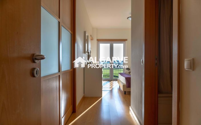 Image No.25-2 Bed Apartment for sale