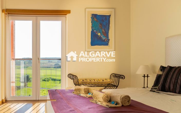 Image No.28-2 Bed Apartment for sale