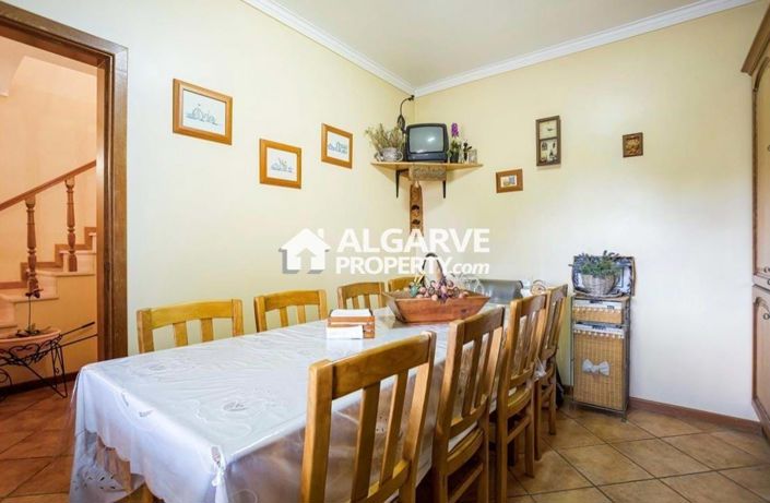 Image No.10-3 Bed Townhouse for sale