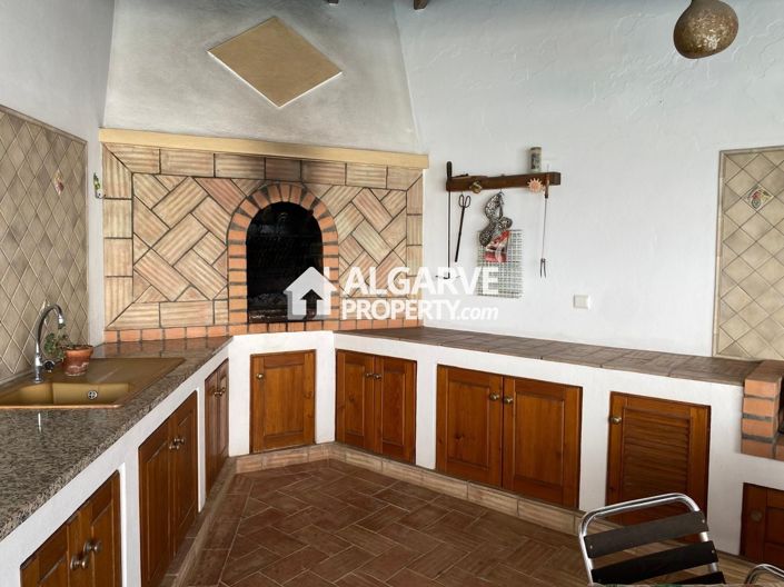 Image No.16-3 Bed Townhouse for sale