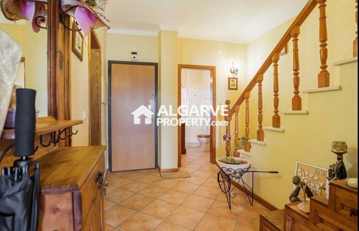 Image No.6-3 Bed Townhouse for sale