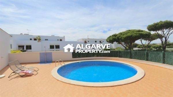 Image No.1-4 Bed Townhouse for sale