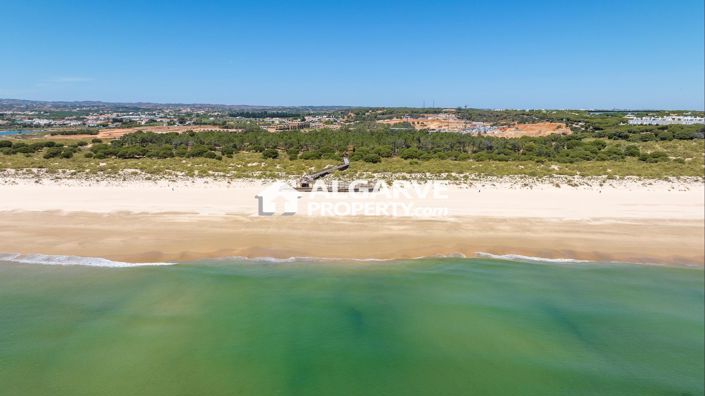 Image No.30-2 Bed Apartment for sale