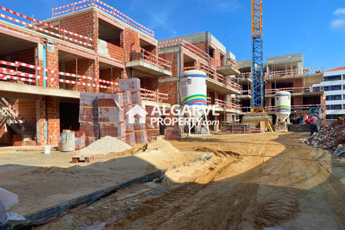 Image No.24-2 Bed Apartment for sale