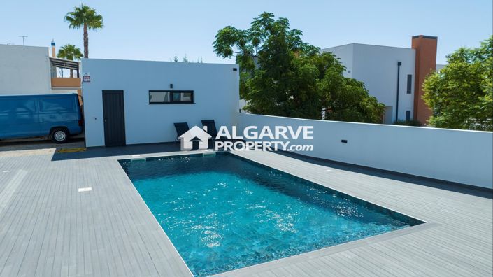 Image No.28-4 Bed Villa for sale